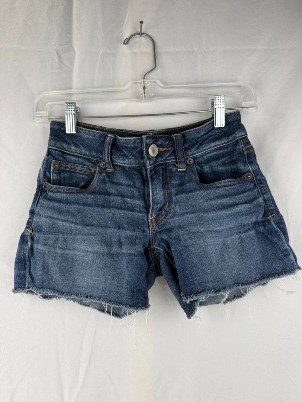 American Eagle Outfitter Women’s Size 0 Dark Blue Denim Cutoff 5 pocket Shorts